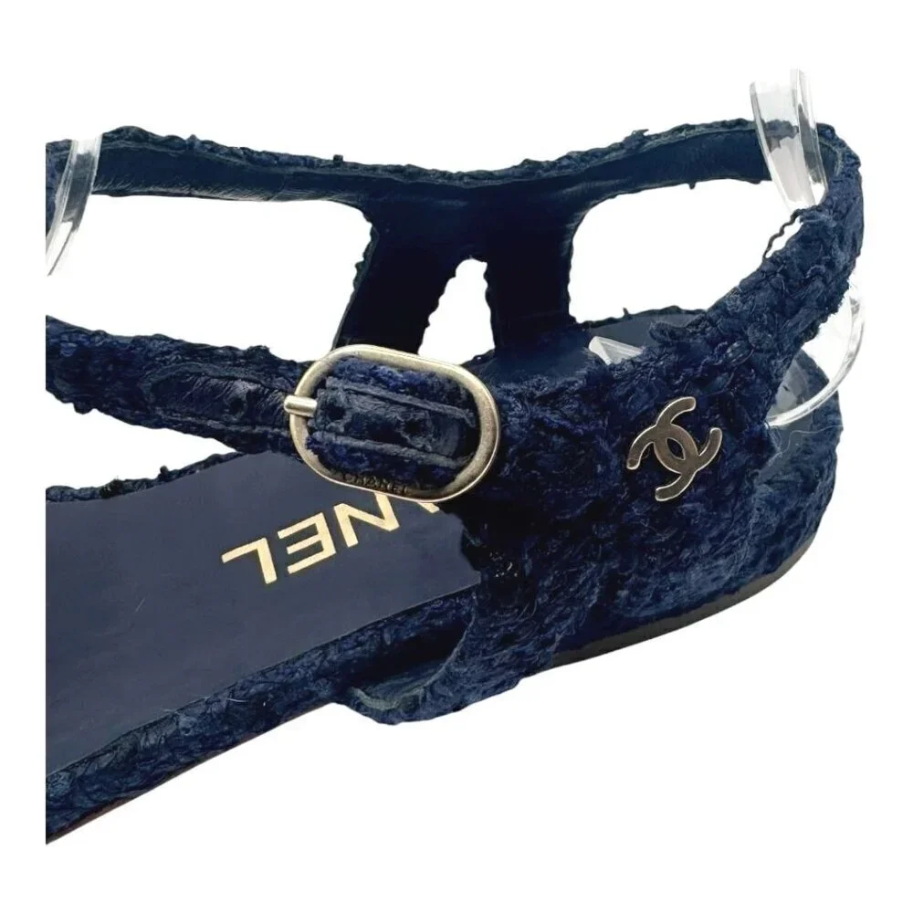 CHANEL authentic sandals